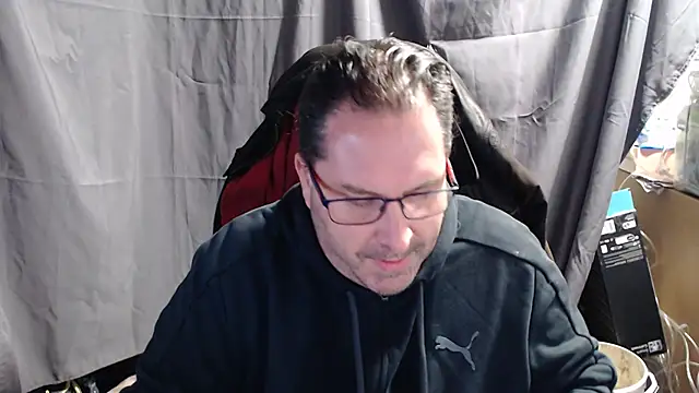 Snapshot of Streamlove77 chatting on 02-10-25, 04:36 Streamlove77 online show from 02-10-25, 04:36