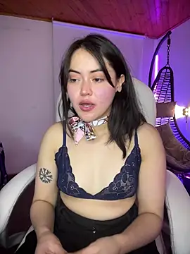 Camila pinkk online show from 04-30-26, 01:28