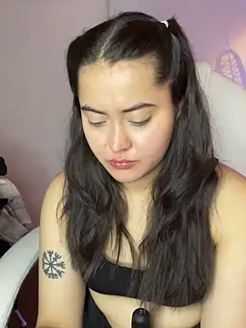 Camila pinkk online show from 06-05-26, 02:01
