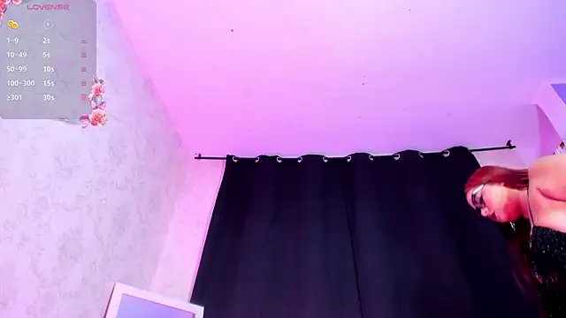 NAHIARA LEE online show from 09-17-25, 11:56