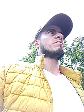 Snapshot of mmarvis_za78_93_21cm chatting on 02-22-25, 06:41 mmarvis za78 93 21cm online show from 02-22-25, 06:41