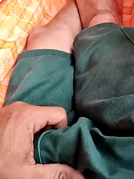 Snapshot of xandeenara25 chatting on 01-05-25, 07:28 xandeenara25 online show from 01-05-25, 07:28