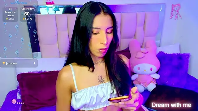 Snapshot of Silver_Rosex chatting on 02-16-26, 01:35 Silver Rosex online show from 02-16-26, 01:35