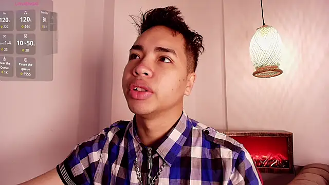 AlecLightwood  online show from 12-20-25, 05:14