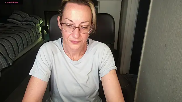 boeslaboes1 online show from 09-20-25, 03:46