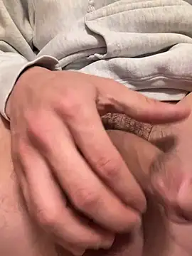 Snapshot of qazsazx chatting on 03-04-25, 03:11 qazsazx online show from 03-04-25, 03:11