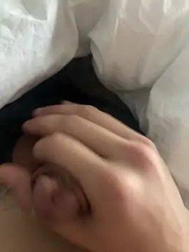 Snapshot of qazsazx chatting on 03-04-25, 04:09 qazsazx online show from 03-04-25, 04:09