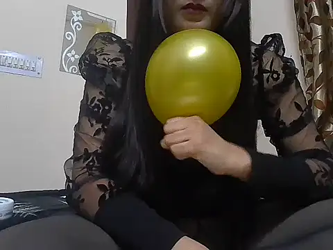 karishma kappur online show from 01-21-25, 02:26