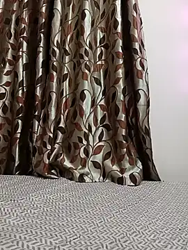 karishma kappur online show from 02-10-25, 04:14