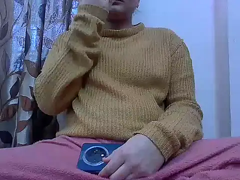 karishma kappur online show from 02-23-25, 06:49