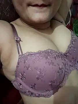 karishma kappur online show from 03-15-25, 09:52