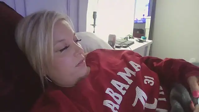 Snapshot of JennaLynn785 chatting on 01-21-25, 07:28 JennaLynn785 online show from 01-21-25, 07:28