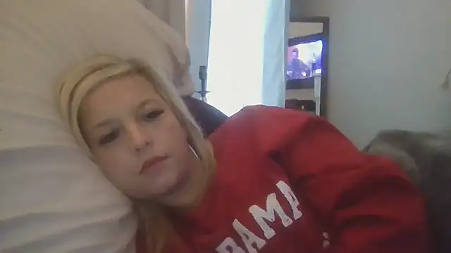 Snapshot of JennaLynn785 chatting on 01-21-25, 10:30 JennaLynn785 online show from 01-21-25, 10:30