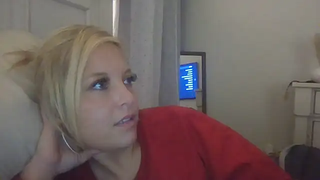 Snapshot of JennaLynn785 chatting on 01-22-25, 02:48 JennaLynn785 online show from 01-22-25, 02:48