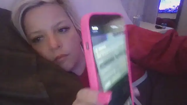 Snapshot of JennaLynn785 chatting on 01-22-25, 05:59 JennaLynn785 online show from 01-22-25, 05:59