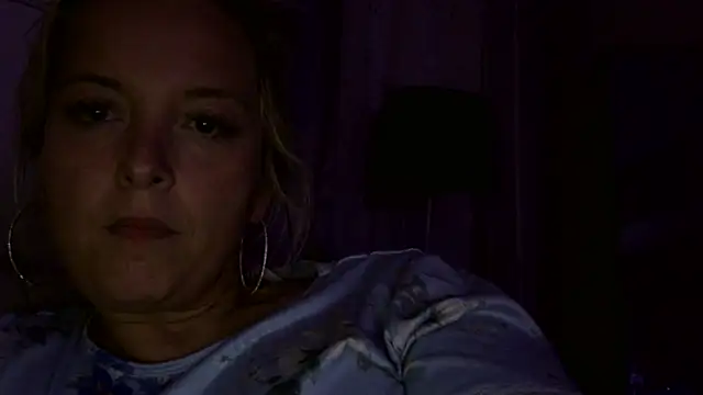 Snapshot of JennaLynn785 chatting on 02-09-25, 08:22 JennaLynn785 online show from 02-09-25, 08:22