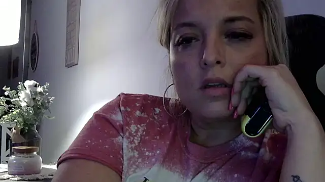 Snapshot of JennaLynn785 chatting on 02-18-25, 09:21 JennaLynn785 online show from 02-18-25, 09:21
