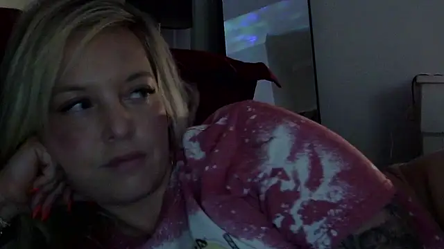 Snapshot of JennaLynn785 chatting on 03-15-25, 03:51 JennaLynn785 online show from 03-15-25, 03:51