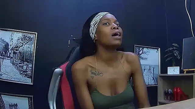 Ebonydivaxxx online show from 09-16-25, 06:47