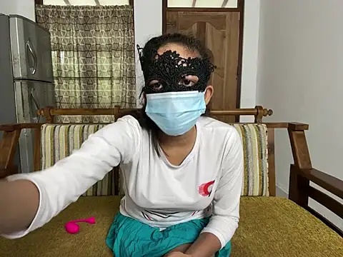 Tatoo girl online show from 02-19-25, 05:49