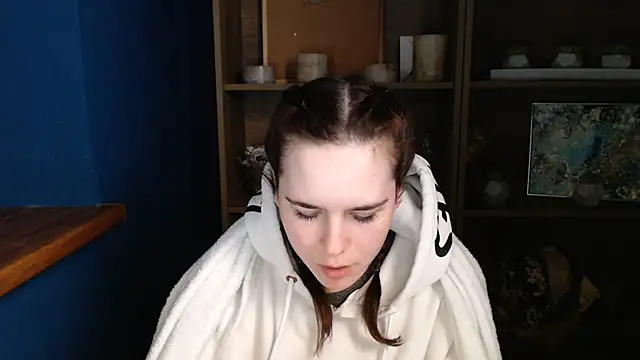 mini girly online show from 02-21-25, 10:39