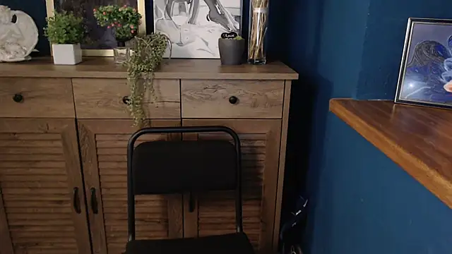 mini girly online show from 09-15-25, 06:24