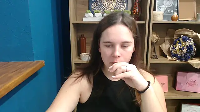 mini girly online show from 09-29-25, 05:56