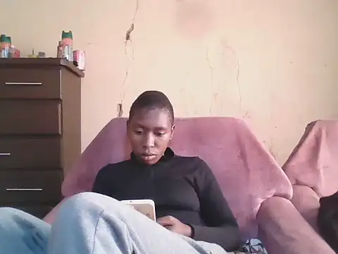 Hotdaily04 online show from 05-18-26, 05:57