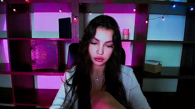 Lexi Jous online show from 02-17-25, 05:43