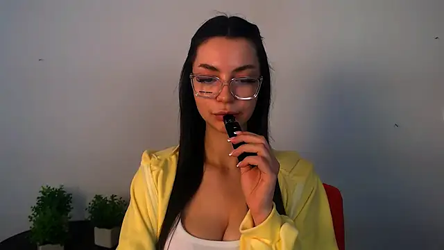 Lexi Jous online show from 05-04-26, 01:07