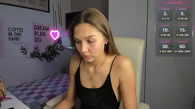 SofiaLolipop online show from 11-26-25, 01:45