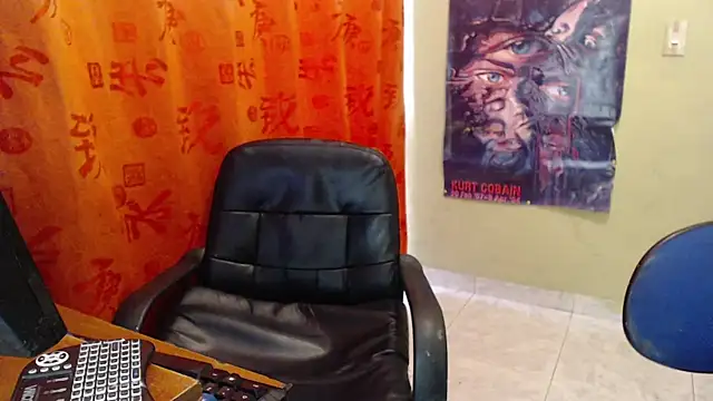 Hadespersefone online show from 02-24-25, 08:03