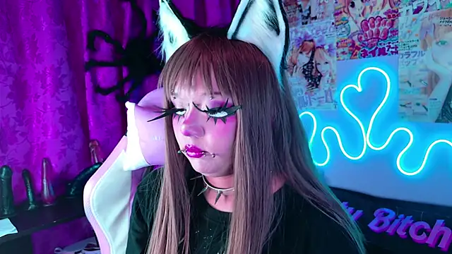 LaytonBox online show from 03-02-25, 11:42