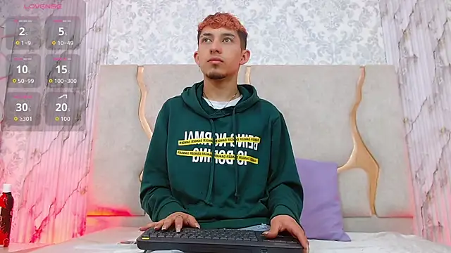 Axel tay online show from 12-22-25, 12:24