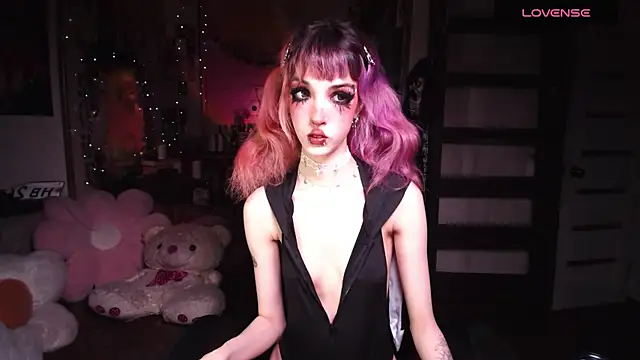 Ink  pleasure online show from 05-06-26, 10:48