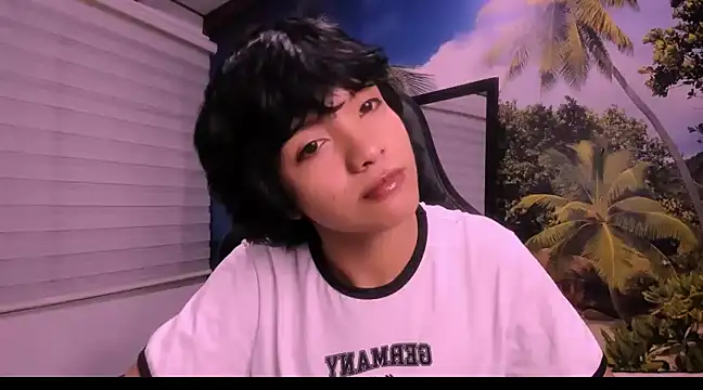 AllanYong18 online show from 01-25-25, 12:48