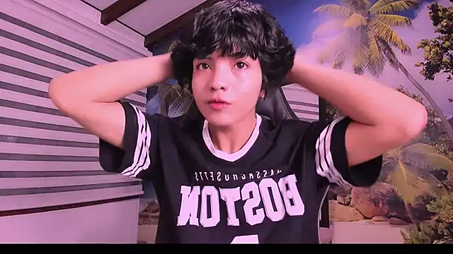 AllanYong18 online show from 02-17-25, 05:25