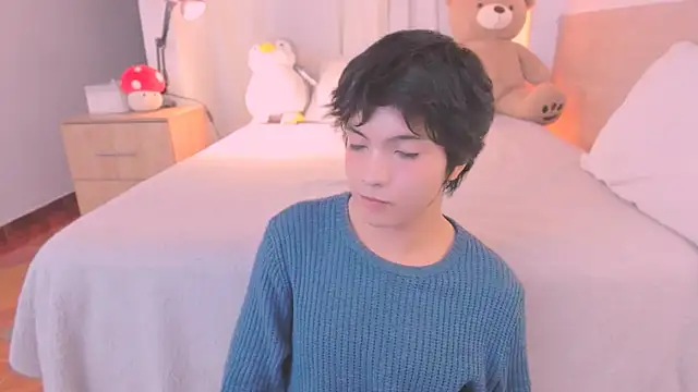 Snapshot of AllanYong18 chatting on 02-15-26, 08:24 AllanYong18 online show from 02-15-26, 08:24