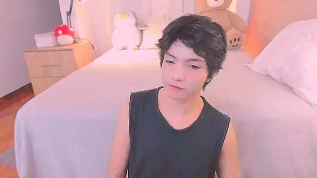 Snapshot of AllanYong18 chatting on 02-17-26, 08:00 AllanYong18 online show from 02-17-26, 08:00