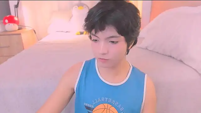 Snapshot of AllanYong18 chatting on 02-18-26, 09:49 AllanYong18 online show from 02-18-26, 09:49