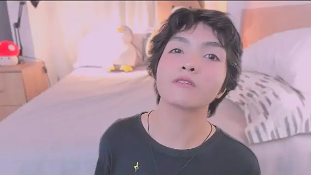 Snapshot of AllanYong18 chatting on 03-02-26, 07:15 AllanYong18 online show from 03-02-26, 07:15