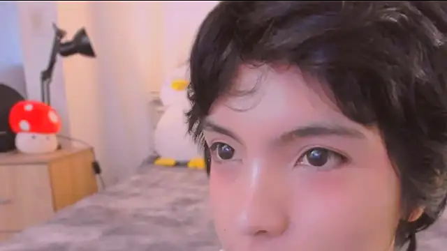 Snapshot of AllanYong18 chatting on 03-14-26, 12:21 AllanYong18 online show from 03-14-26, 12:21