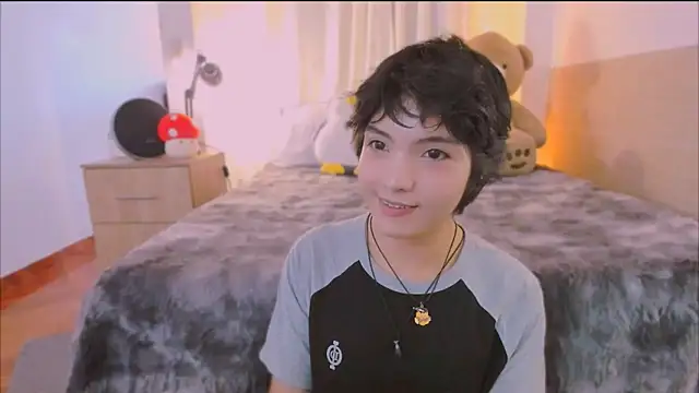 Snapshot of AllanYong18 chatting on 03-15-26, 08:04 AllanYong18 online show from 03-15-26, 08:04