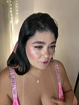 Snapshot of karla_hotgirl chatting on 03-21-26, 01:43 karla hotgirl online show from 03-21-26, 01:43