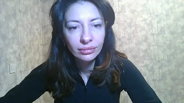 LissaBlossom online show from 01-14-25, 04:36