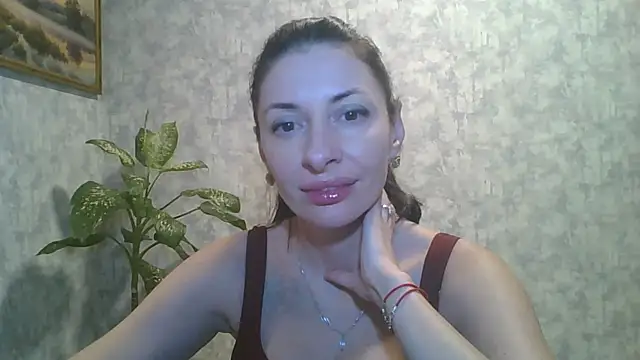 LissaBlossom online show from 12-14-25, 08:02