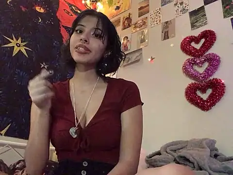 Rubyred2369 online show from 02-12-25, 09:22