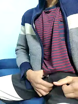Snapshot of TOPMOON001 chatting on 01-25-25, 11:34 TOPMOON001 online show from 01-25-25, 11:34