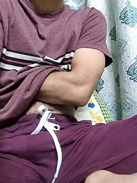 TOPMOON001 online show from 10-06-25, 08:45