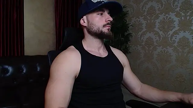 Snapshot of AdamJamesonn chatting on 01-31-25, 06:24 AdamJamesonn online show from 01-31-25, 06:24